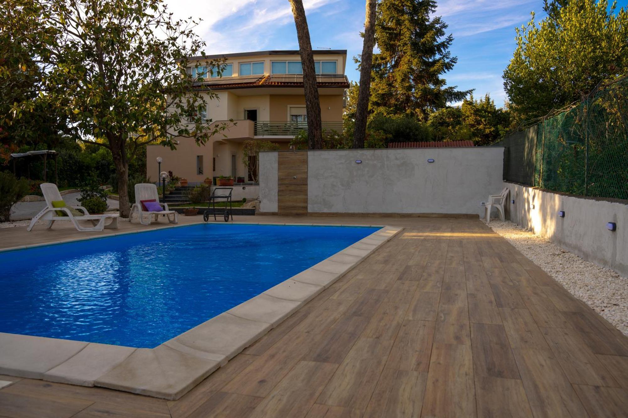 Casa Vacanze Le Pernici Николози Екстериор снимка